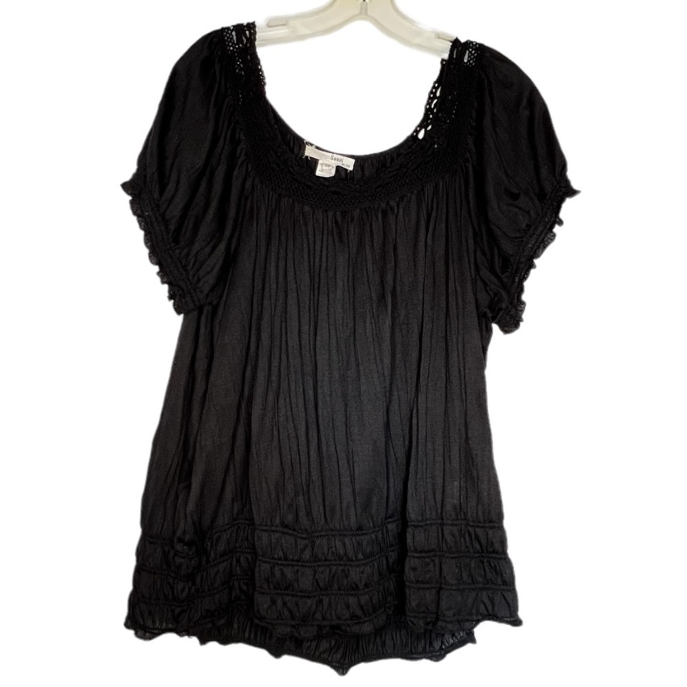 Sauci Plus‎ Black Top